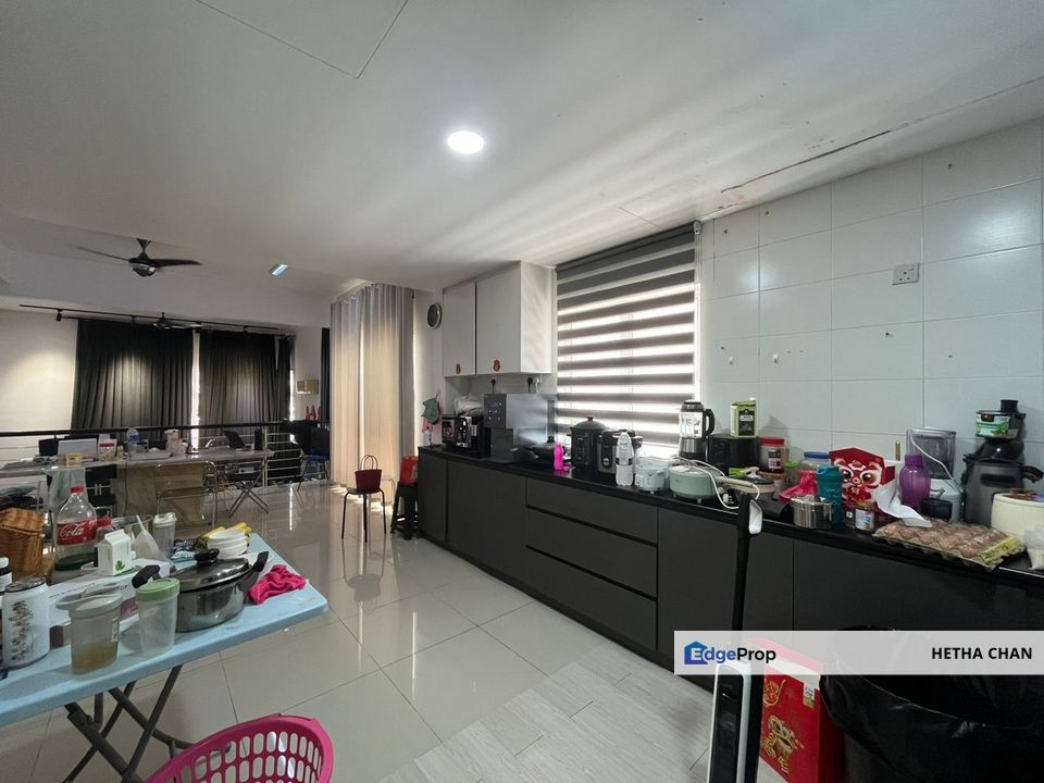Taman D Impian Tropika 3 Storey Semi D House For Sale , Selangor, Balakong