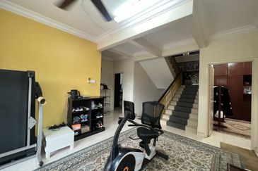 Bandar Tun Hussein Onn