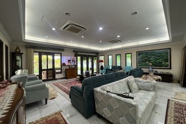 Bandar Tun Hussein Onn