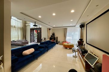 Jalan Bandar Kinrara 6B/8J 