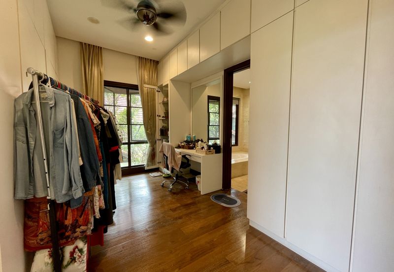 Jalan Bandar Kinrara 6B/8J 