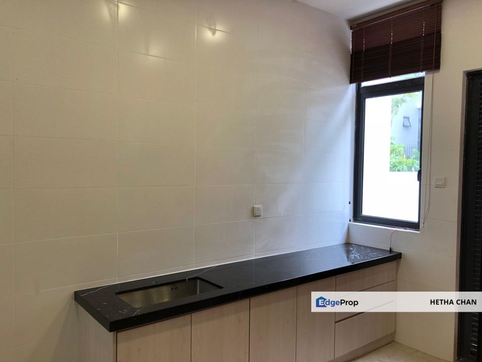 16 Quartz Melawati 3 Storey Courtyard Villa For Sale, Selangor, Taman Melawati