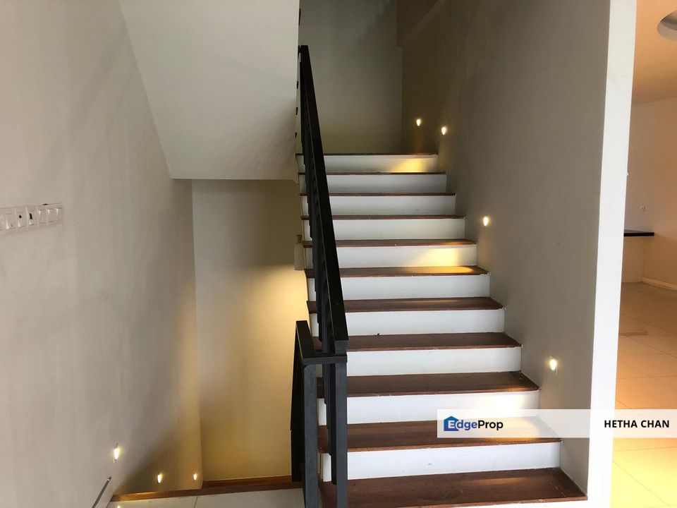 16 Quartz Melawati 3 Storey Courtyard Villa For Sale, Selangor, Taman Melawati