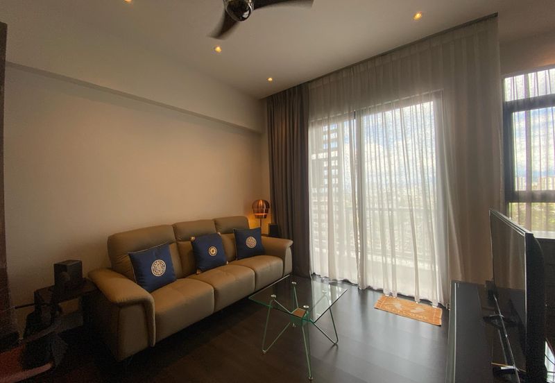 28 Boulevard (28 BLVD)