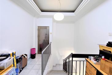 Pandan Mewah Heights Condominium