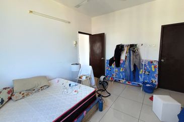 Pandan Mewah Heights Condominium