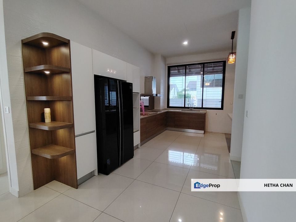 Twin Palms Sungai Long 3 Storey Bungalow House For Sale, Selangor, Kajang