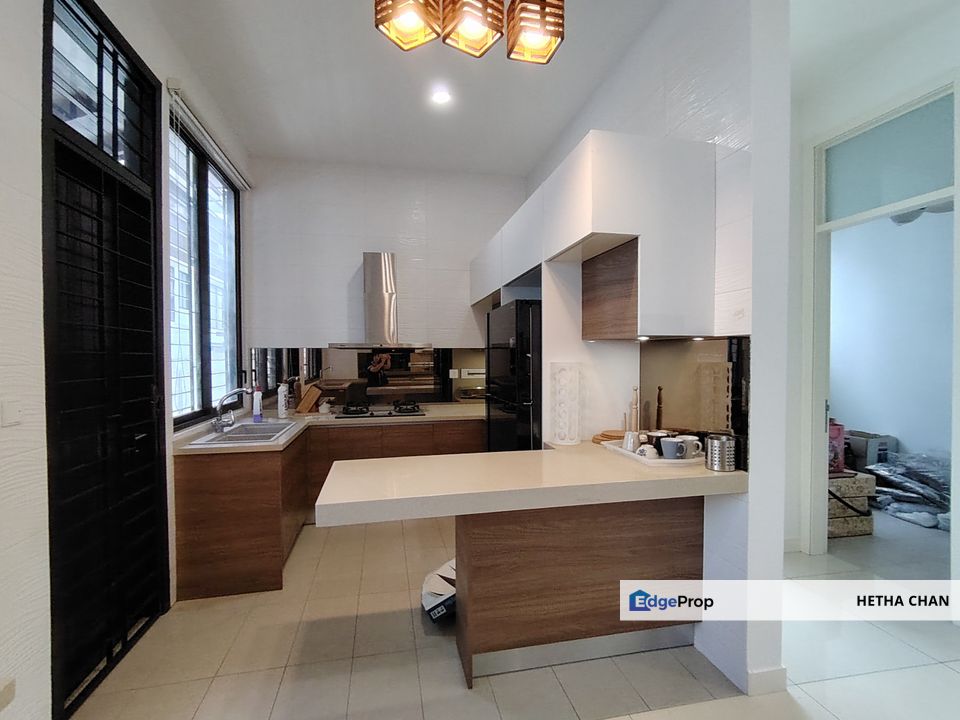 Twin Palms Sungai Long 3 Storey Bungalow House For Sale, Selangor, Kajang