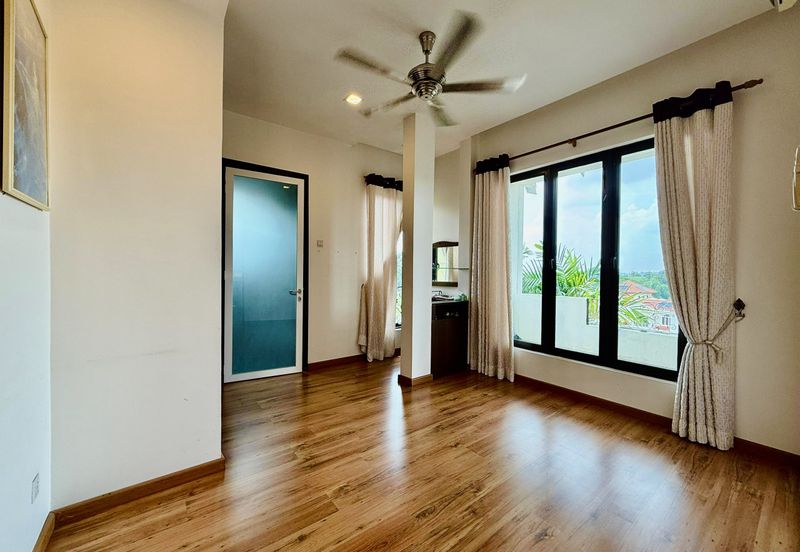 Impian Golf & Country Club