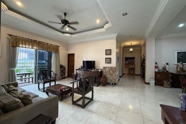 Impian Golf & Country Club