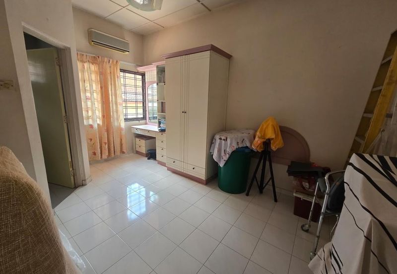 SL 2, Bandar Sungai Long