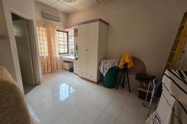 SL 2, Bandar Sungai Long