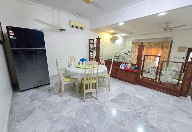 SL 2, Bandar Sungai Long