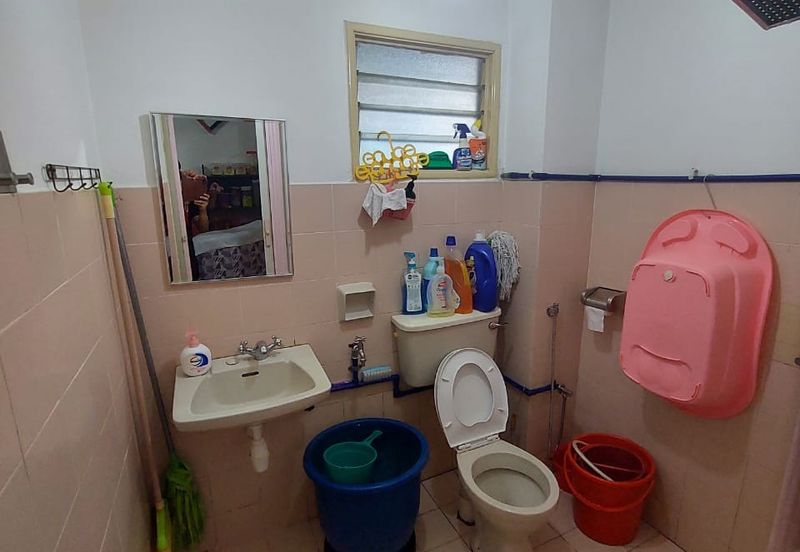 SL 9, Bandar Sungai Long