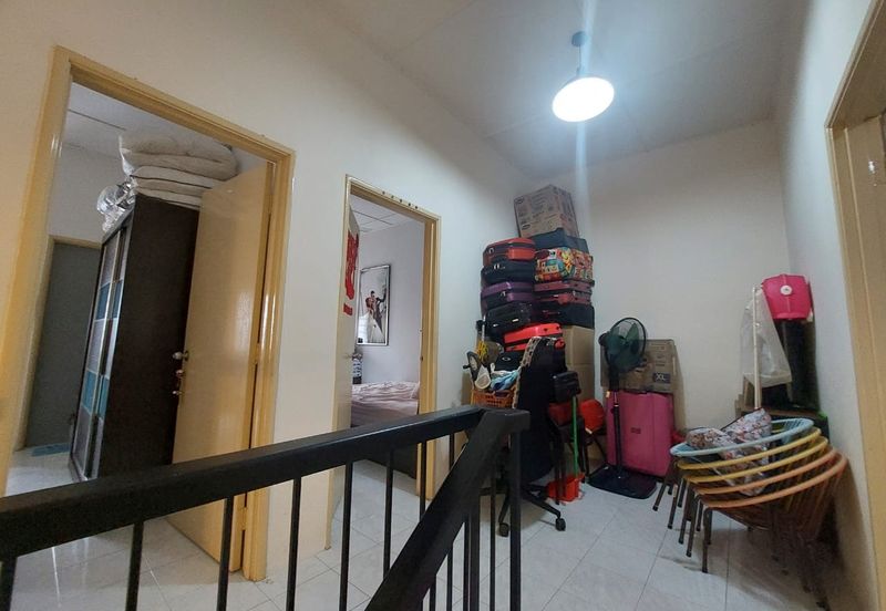 SL 9, Bandar Sungai Long