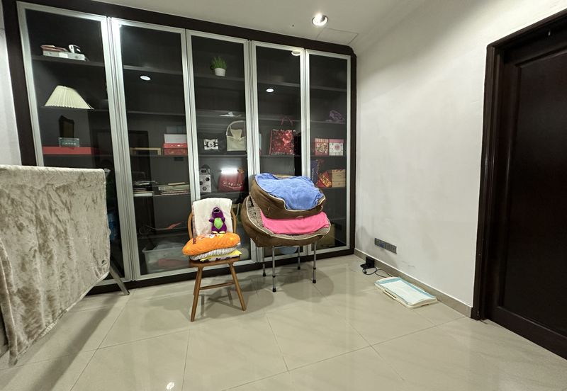 SL 13, Bandar Sungai Long