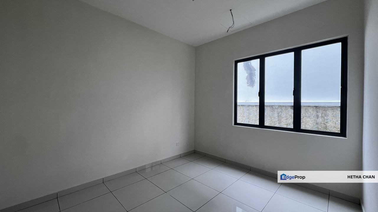 Taman Semanja TTDI Grove Kajang 2 Storey Semi D For Sale, Selangor, Kajang
