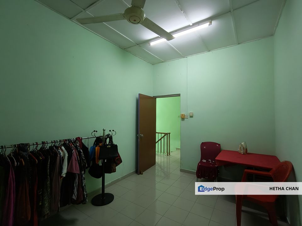 Taman Putra Indah Seri Kembangan 2 Storey Terrace House For Sale, Selangor, Seri Kembangan