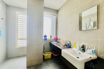 Semanja Park Terraces