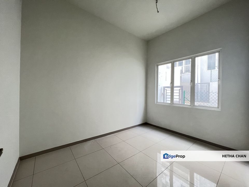 Taman Semanja Kajang 2 Storey Terrace House For Sale, Selangor, Kajang