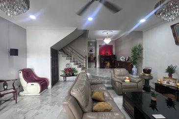 SL 11, Bandar Sungai Long