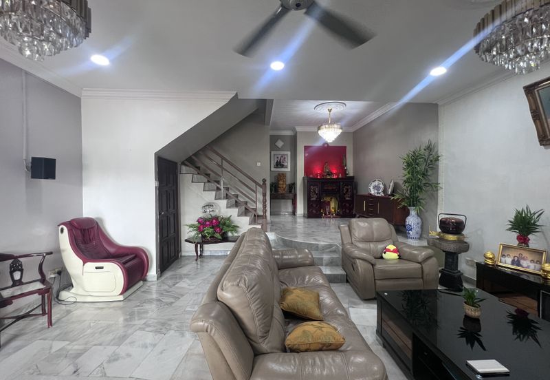 SL 11, Bandar Sungai Long