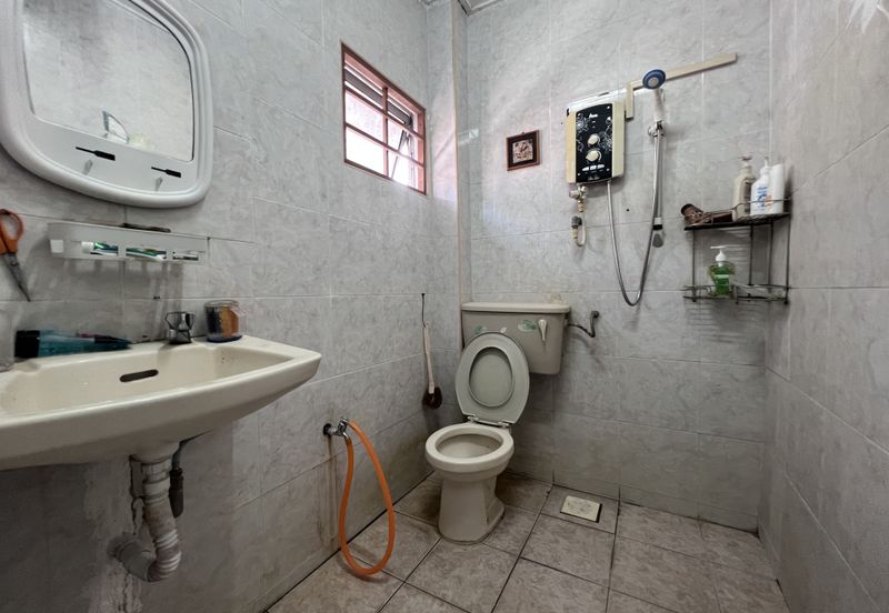 SL 11, Bandar Sungai Long