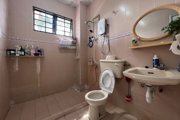 SL 11, Bandar Sungai Long