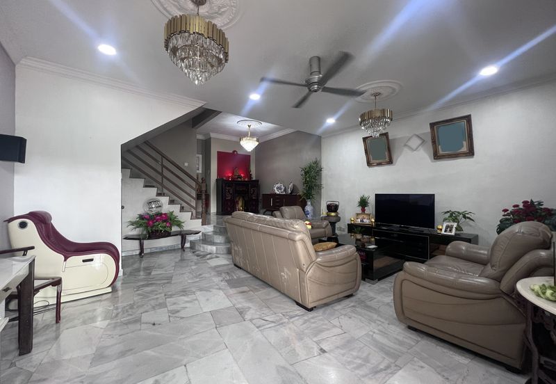 SL 11, Bandar Sungai Long