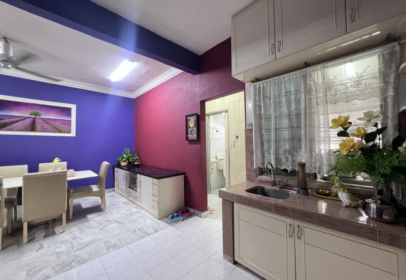 SL 11, Bandar Sungai Long