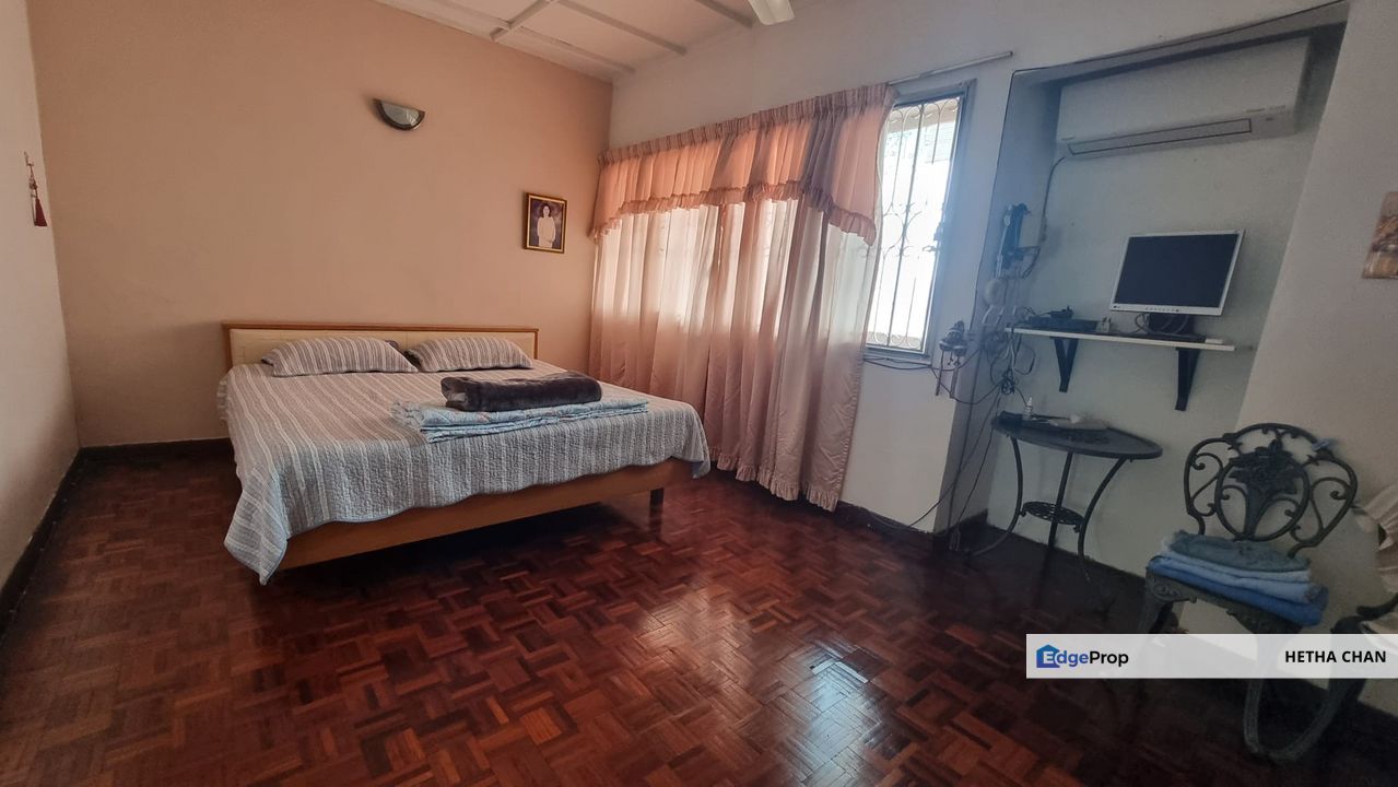 Taman Yulek Cheras 2 Storey Terrace For Sale, Kuala Lumpur, Cheras