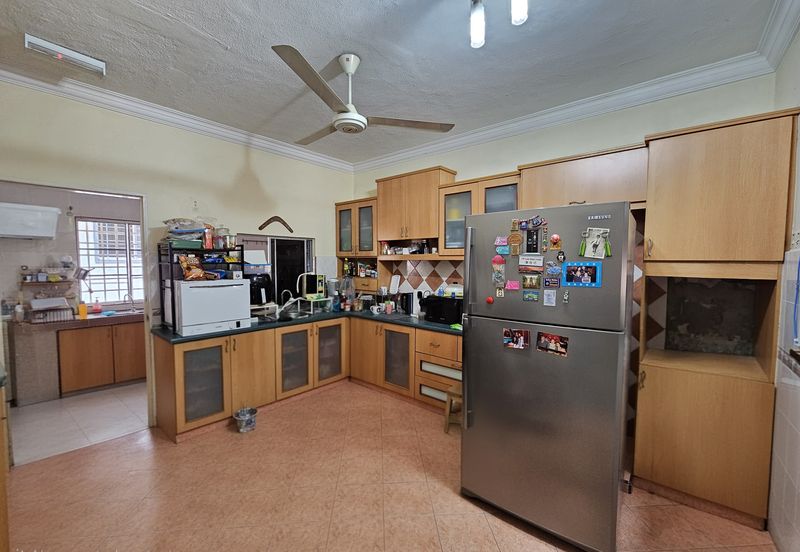 SL7, Bandar Sungai Long