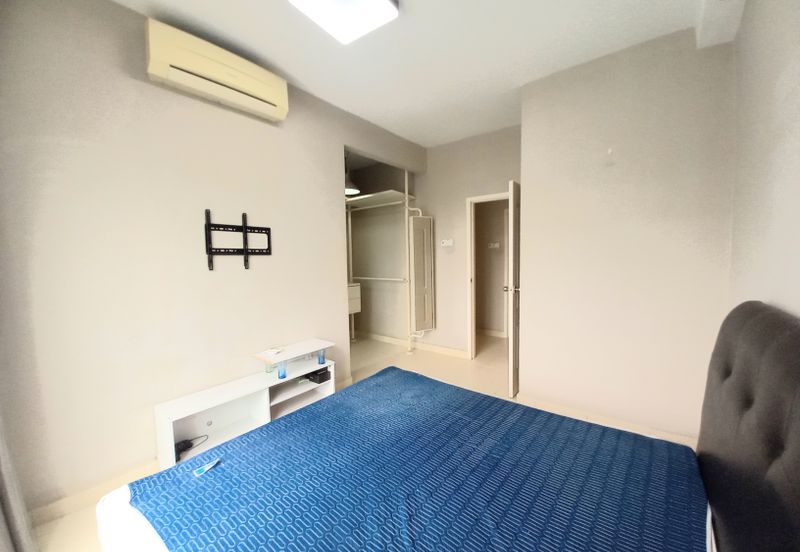 Villa Park Condominium