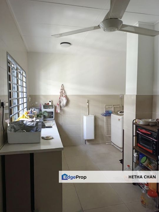 Taman Sungai Besi Indah Seri Kembangan 2 Storey Terrace House For Sale, Selangor, Seri Kembangan