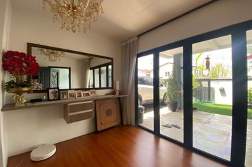 Taman Bukit Anggerik