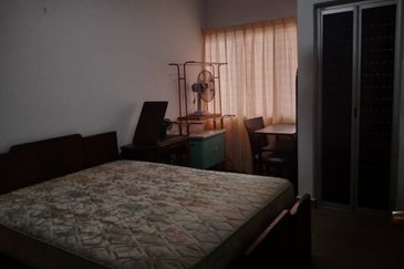 SL7, Bandar Sungai Long