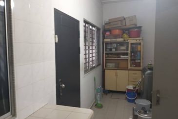 SL7, Bandar Sungai Long