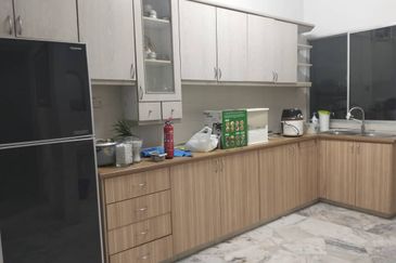 SL7, Bandar Sungai Long