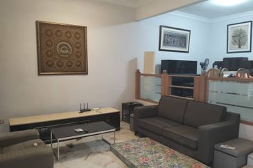 SL7, Bandar Sungai Long