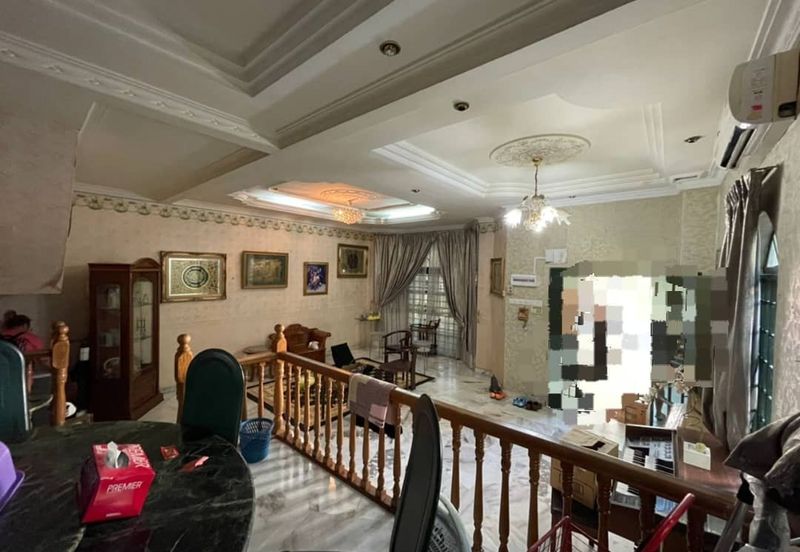 SL7, Bandar Sungai Long