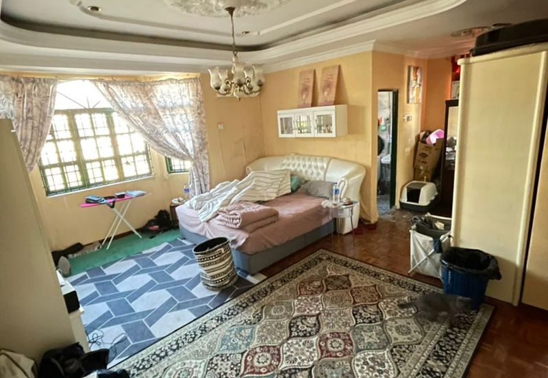 SL7, Bandar Sungai Long