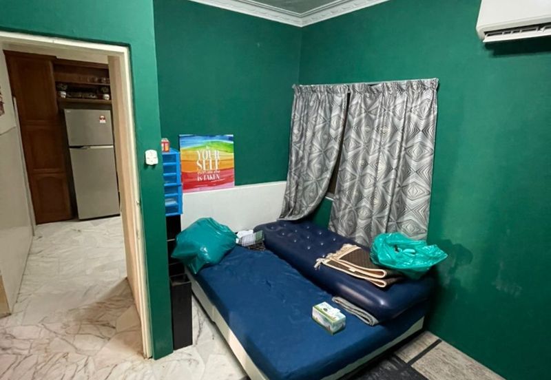 SL7, Bandar Sungai Long