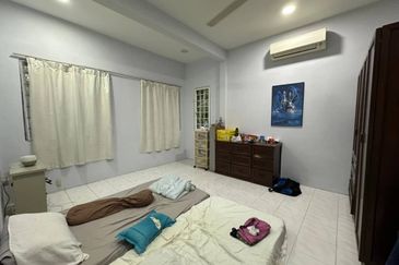 SL7, Bandar Sungai Long