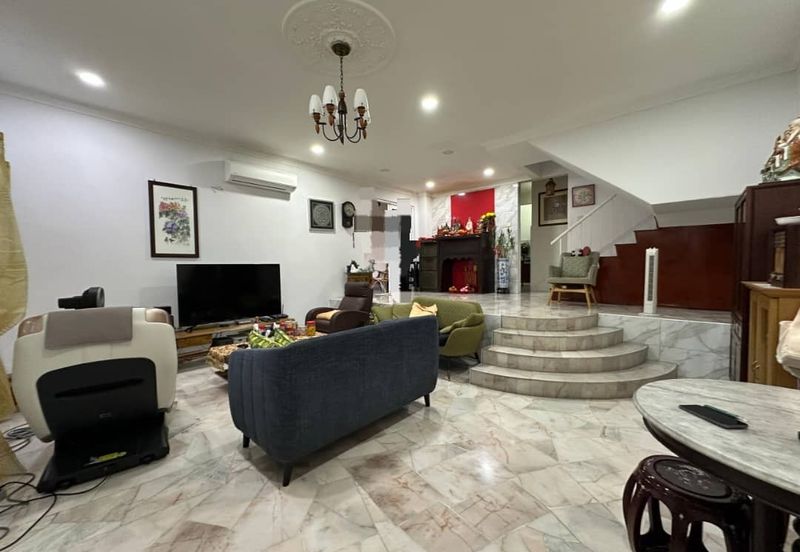 SL7, Bandar Sungai Long