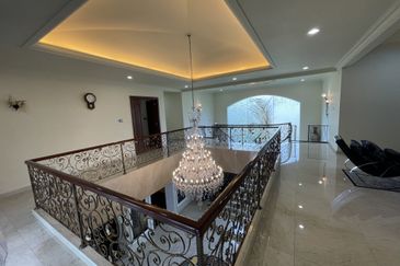 Bukit Suria Garden Village