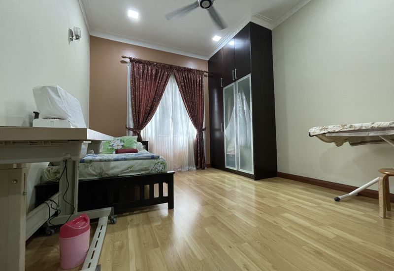 Bukit Suria Garden Village