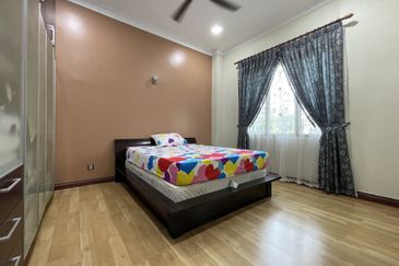 Bukit Suria Garden Village