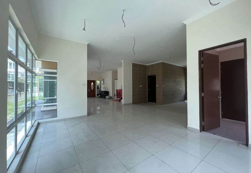 Avenue 4 Lake Valley