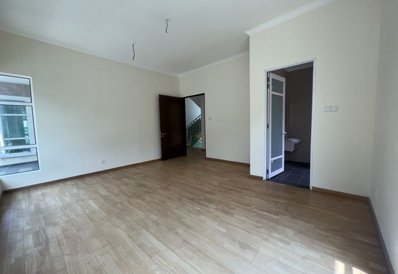 Avenue 4 Lake Valley