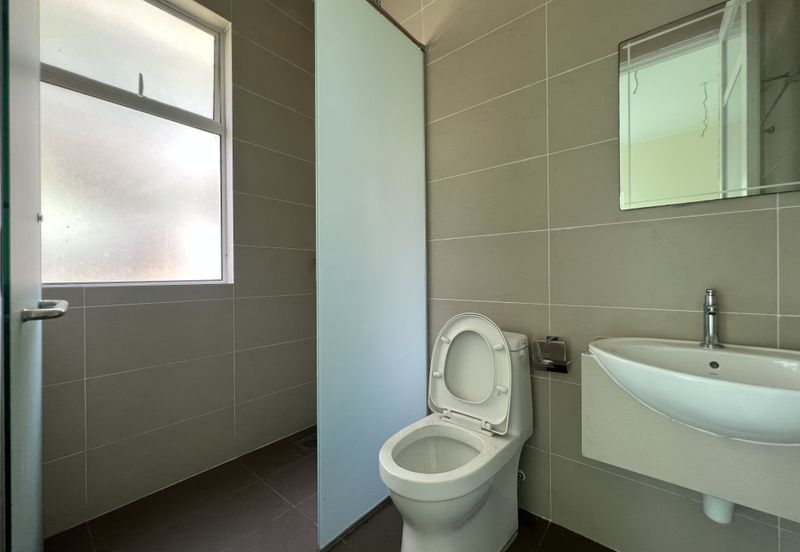 Avenue 4 Lake Valley